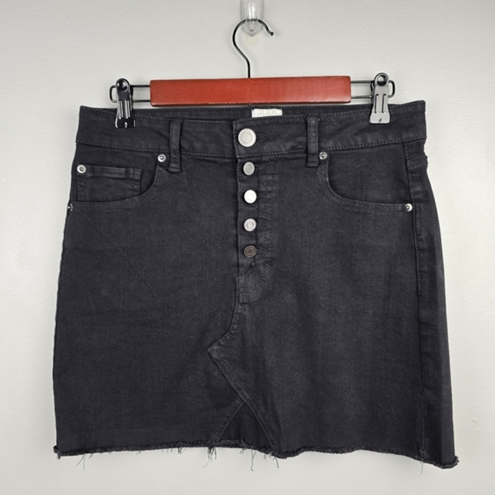 GIANNI BINI Denim Mini Skirt Button‎ Fly Black Womens Jr Size 13 Minimalist Chic